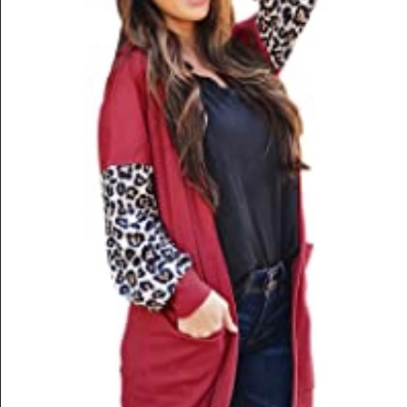 Red cardigan with animal print sleeves - Picture 2 of 3